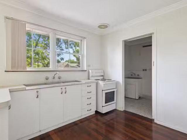 Rental! 31 Bruton Street, Balcatta, WA 6021
