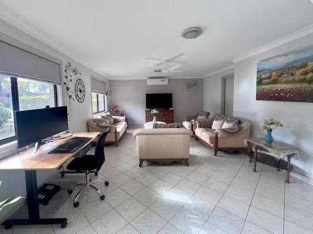 Cheap 31 Dracon Street, Regents Park, QLD 4118