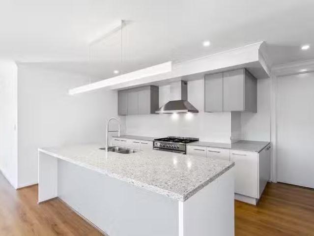 Cheap 31 Haven Street, Victoria Point, QLD 4165