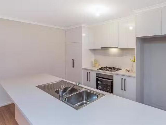 Charming 31A Magazine Drive, Walkley Heights, SA 5098