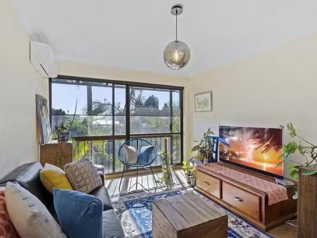 Just in! 3/27 Crowther Street, West End, QLD 4101