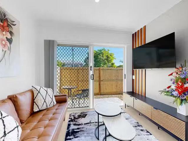 Cheap 32 Emily Street, Deagon, QLD 4017