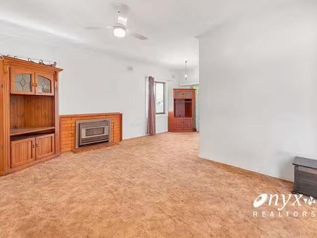 Nice 32 Shaftesbury Road, Elizabeth Vale, SA 5112