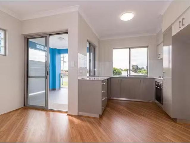 Deal! 3/334 Belmont Avenue, Kewdale, WA 6105
