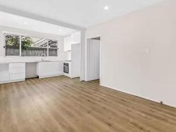 Cheap 3/33 Leonard Avenue, Surfers Paradise, QLD 4217