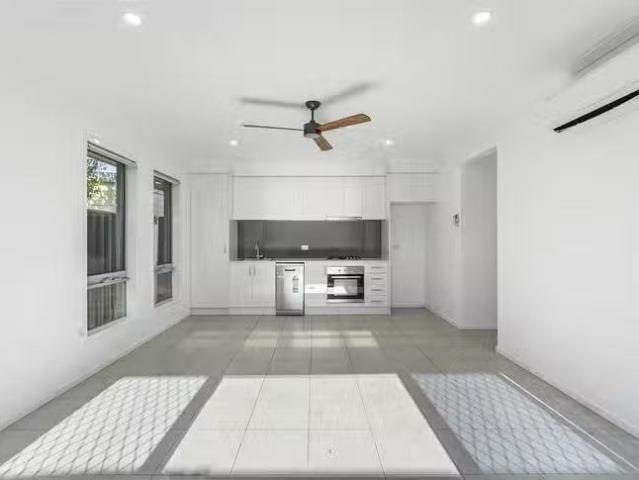 For Rent! 3/34 Pengana Avenue, Glenroy, VIC 3046
