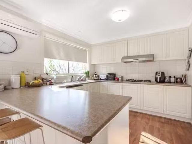 For Rent! 3/35 Devenish Road, Boronia, VIC 3155