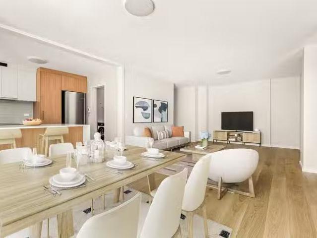 New 3/36 Jerdanefield Road, St Lucia, QLD 4067