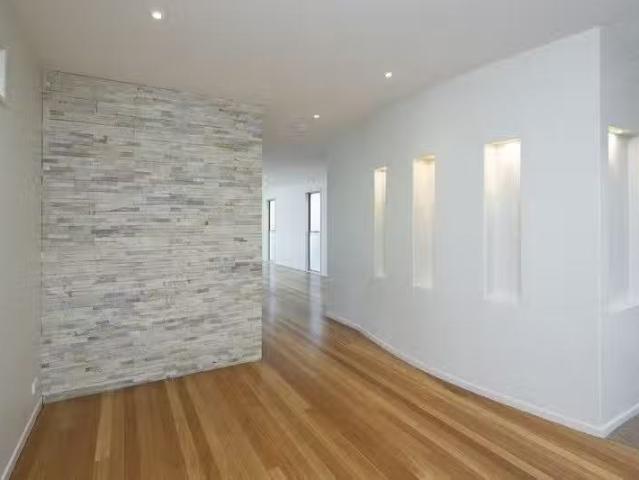 Just in! 37 Alexandra Road, Ascot QLD 4007