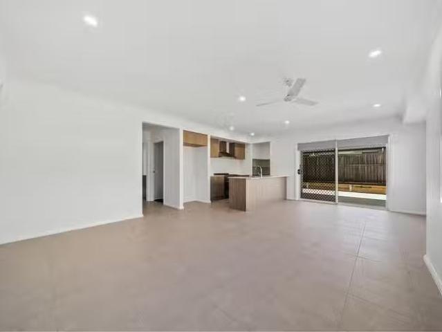Unique 37 Sage Street, Greenbank, QLD 4124