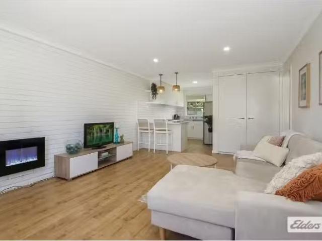 For Rent! 3/411 Macauley Street, South Albury Apartment for re.