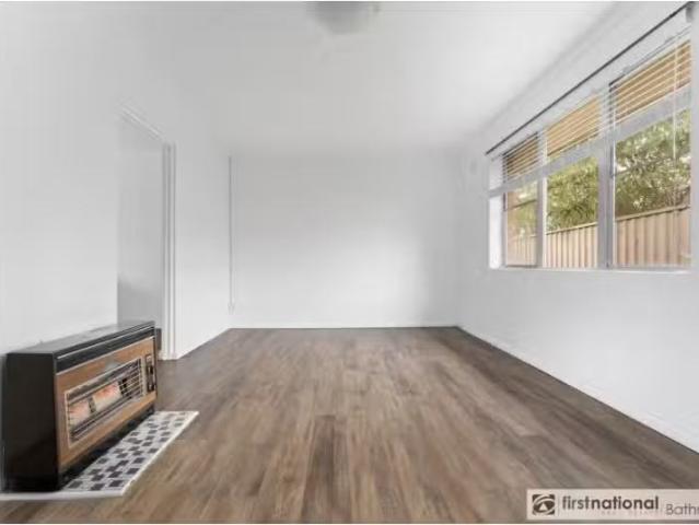 Charming 3/48 Lyal Street, Gormans Hill Apartment for rent Li.