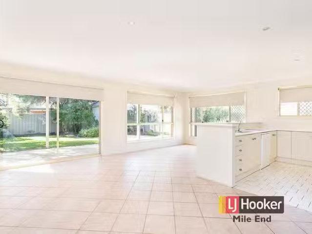 Deal! 34 Burley Griffin Boulevard, Brompton, SA 5007