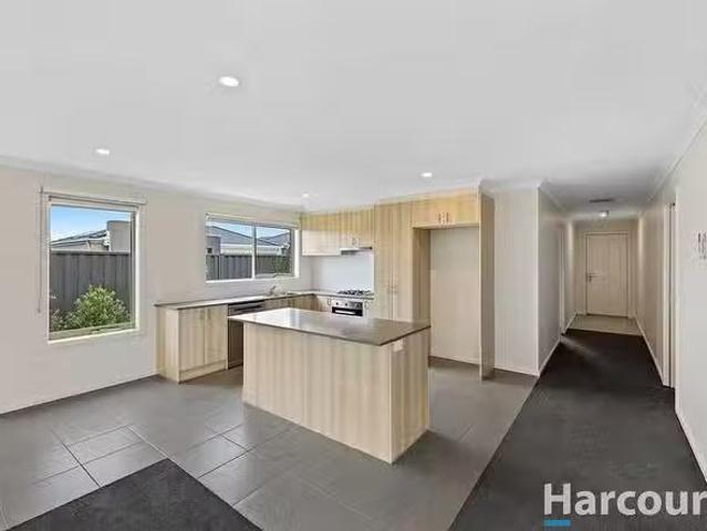 Cheap 34 Manchester Circuit, Longwarry, VIC 3816