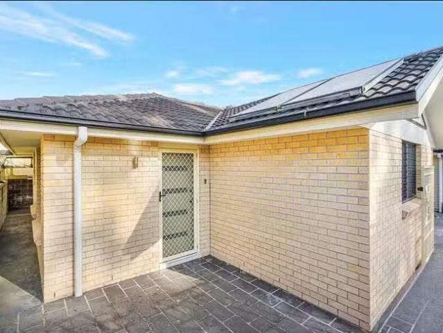 Cozy 351A Elizabeth Drive, Mount Pritchard, NSW 2170
