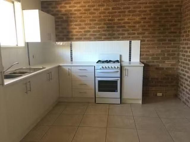 Deal! 3/53 Sunbeam Street, Fairfield, QLD 4103