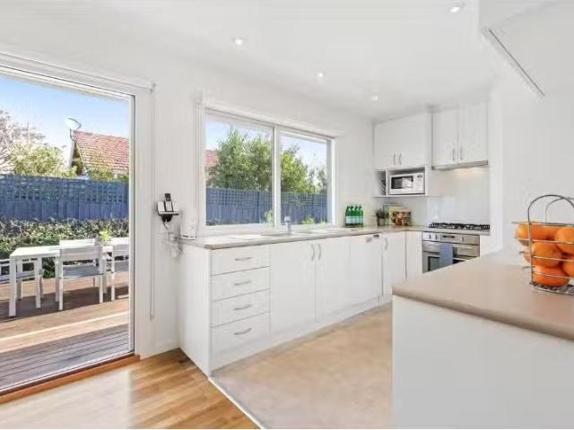 Deal! 3/545 Esplanade, Mount Martha Apartment for rent Listed.