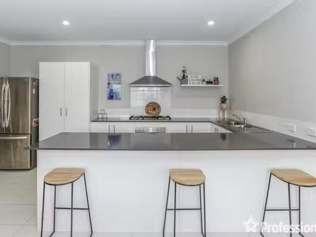 Cheap 35A Wittenoom Road, High Wycombe, WA 6057