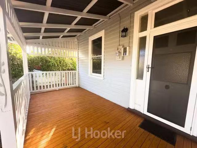 Cheap 36 Coombes Street, Collie, WA 6225