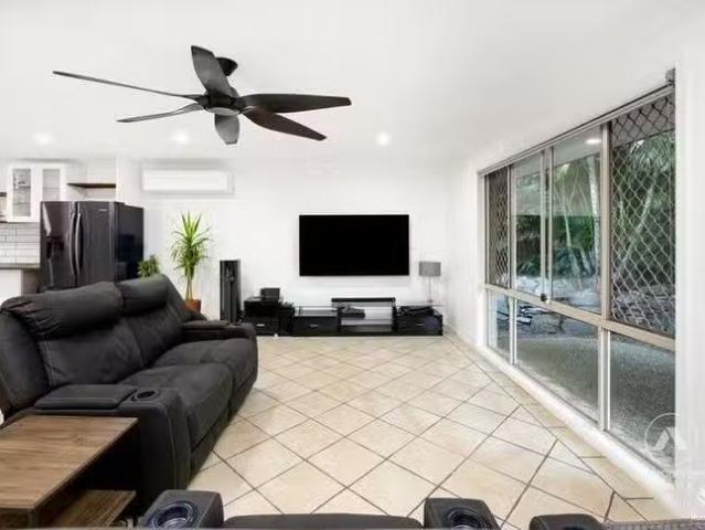 Unique 36 Leighton Drive, Edens Landing, QLD 4207