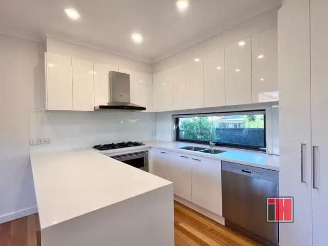Cheap 36 Mckean Street, Box Hill North VIC 3129