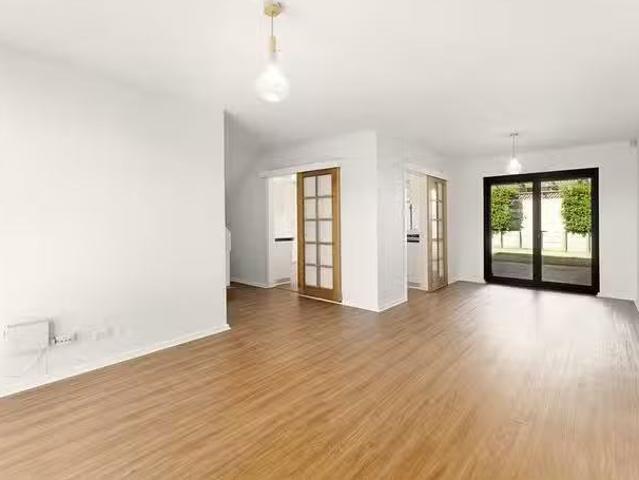Unique 3/74 Mary Street, Como, WA 6152