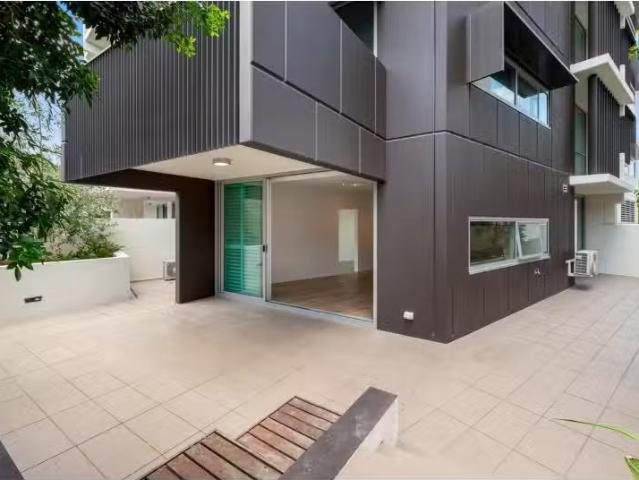 Deal! 3/75 Barker Street, New Farm Apartment for rent Listed.