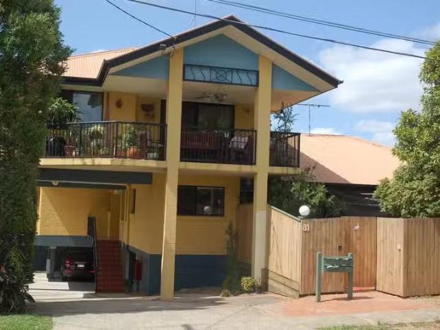Nice 3/81 Ison Street, Morningside QLD 4170