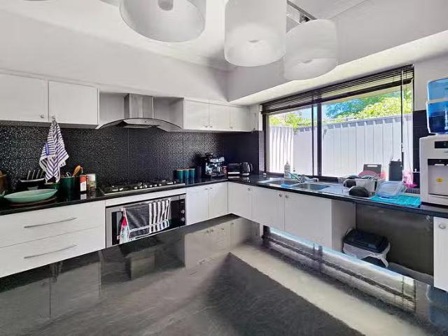 Cozy 38A Mcfarlane Circle, Mirrabooka, WA 6061