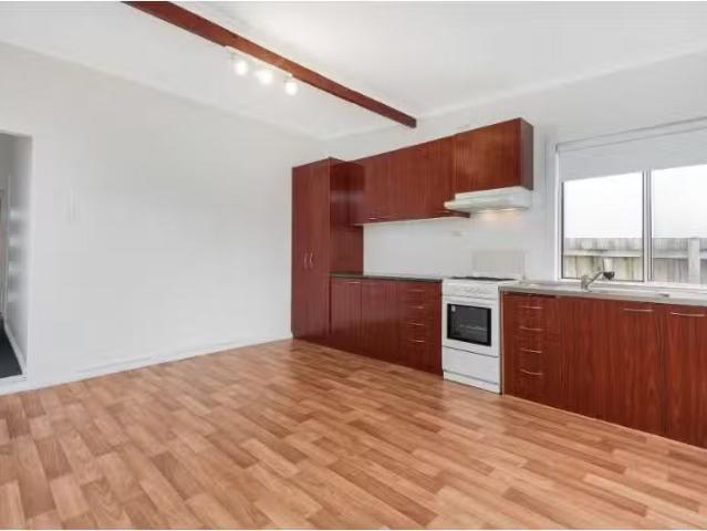Rental! 39 Kemp Street, Mortdale House for rent Listed by Bre.
