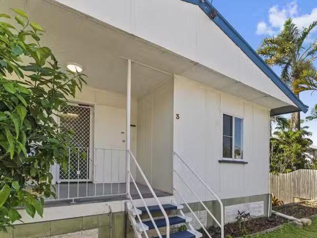 Deal! 3 Bundock Street, North Ward, QLD 4810