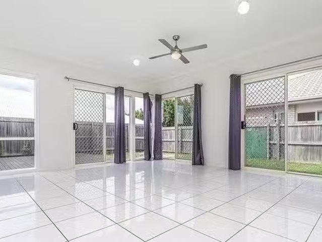 Unique 3 Ballie Street, North Lakes, QLD 4509