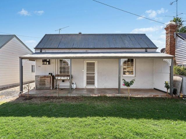 For Rent 3 Bedroom Cottage
