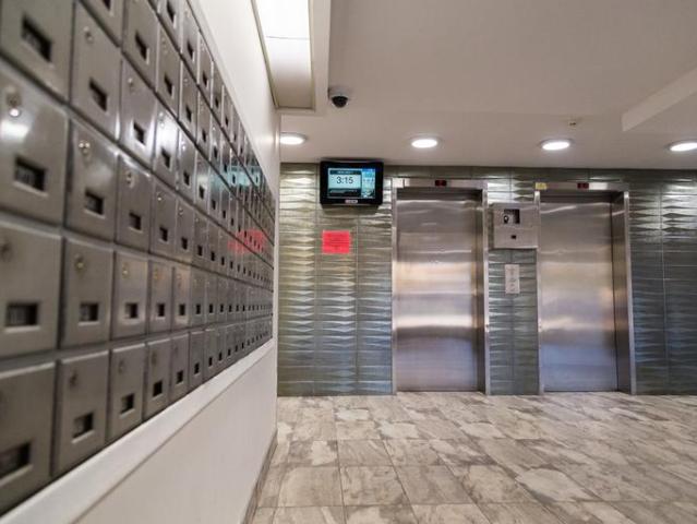 For Rent 3 Bedroom Apartment North York ON DS93800200