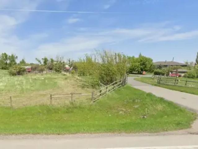For Rent 3 Bedroom Apartment Okotoks AB DS105185925