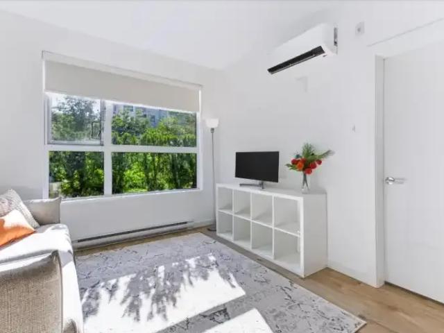 For Rent 3 Bedroom Apartment Abbotsford BC DS105486663