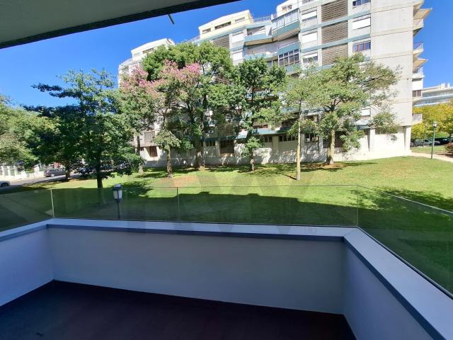FOR RENT 3 Bedroom Apartment | AC | Balcony | Garden View | Restelo | Lisbon