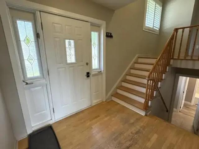 For Rent 3 Bedroom Apartment Barrie ON DS104142547