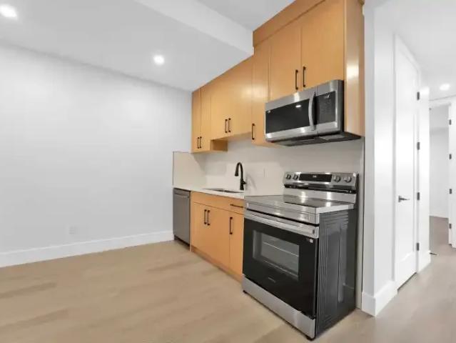 For Rent 3 Bedroom Apartment Calgary AB DS103611686