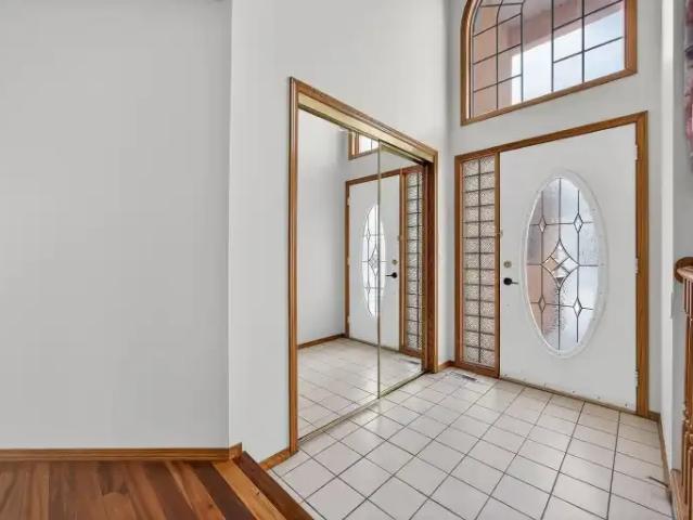 For Rent 3 Bedroom Apartment Calgary AB DS104434137