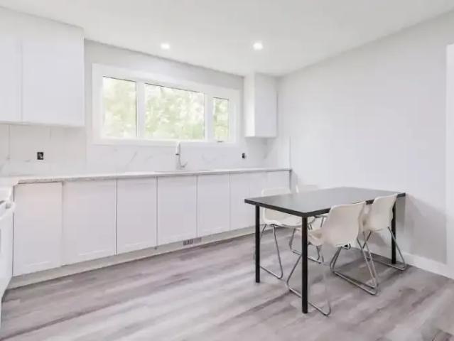 For Rent 3 Bedroom Apartment Calgary AB DS104434301