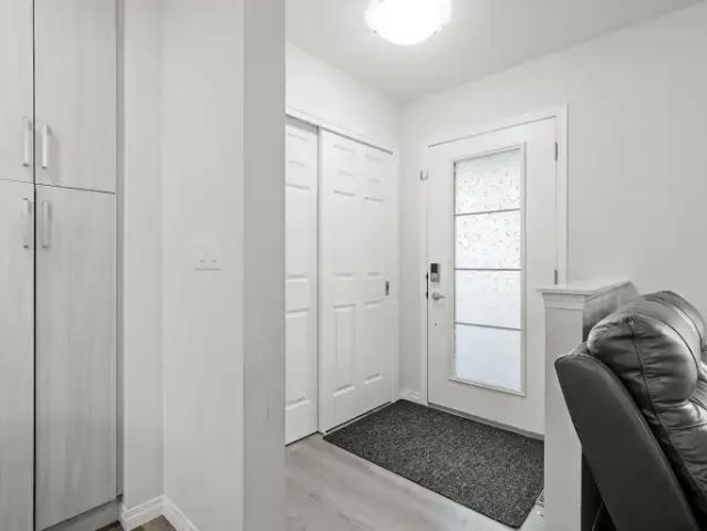 For Rent 3 Bedroom Apartment Calgary AB DS104470654