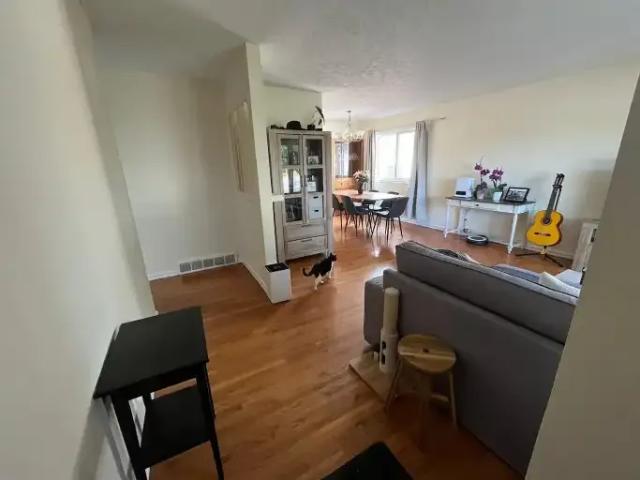 For Rent 3 Bedroom Apartment Calgary AB DS104470688