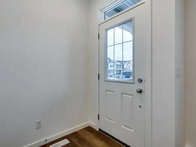 For Rent 3 Bedroom Apartment Calgary AB DS104470811
