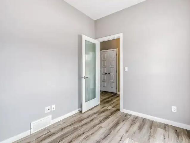For Rent 3 Bedroom Apartment Calgary AB DS104470030