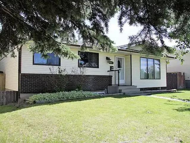For Rent 3 Bedroom Apartment Calgary AB DS104563512