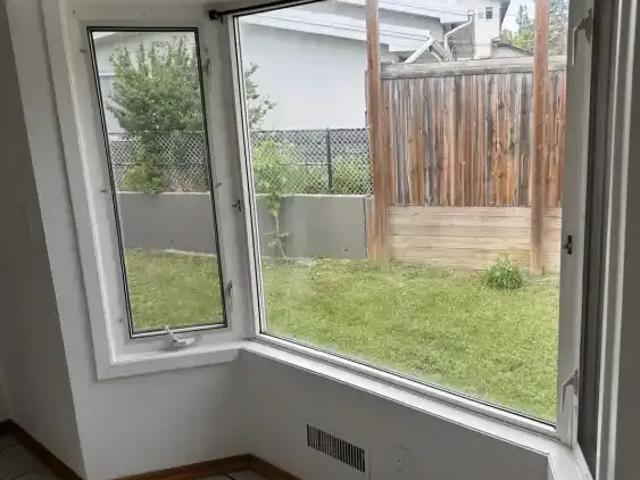 For Rent 3 Bedroom Apartment Calgary AB DS104876678