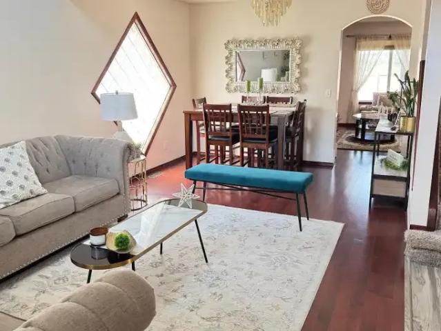 For Rent 3 Bedroom Apartment Calgary AB DS104895056