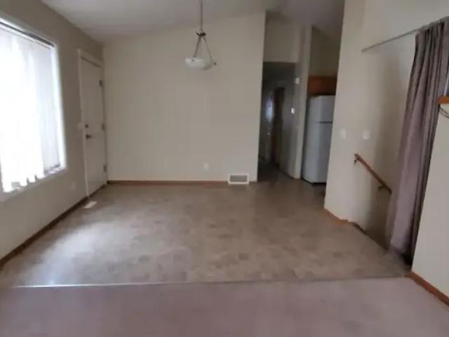 For Rent 3 Bedroom Apartment Calgary AB DS104895144