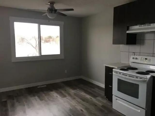 For Rent 3 Bedroom Apartment Calgary AB DS104957581